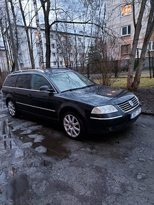 VOLKSWAGEN PASSAT (3 foto / 7)