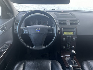 Volvo V50 D4 2.0 100kw (5 foto / 7)