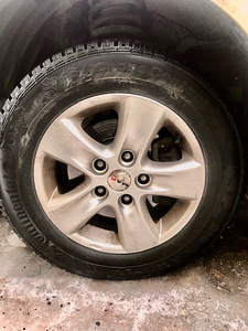 16 valuveljed 5x127 koos rehvidega 215/65/R16 (1 foto / 3)