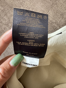 Burberry (3 foto / 3)