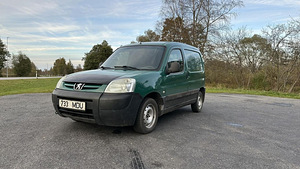 PEUGEOT PARTNER 1.9D 51 кВт, 2003 г. (1 фото из 8)