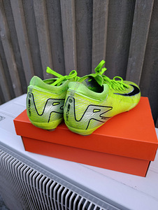 Putsad NIKE Elite S38,5 Junior (3 foto / 6)