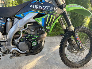 Kawasaki kx 450f (3 foto / 5)