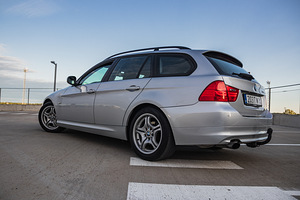 БМВ 320i Facelift (3 фото из 9)