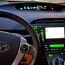 Toyota Prius Premium (фото #3)