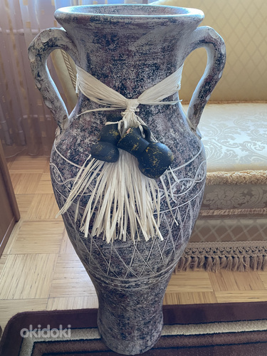 Новая большая ваза