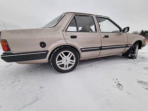 FORD ORION MK1 1984 (2 foto / 14)