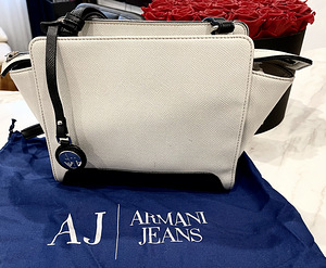 Сумка Armani (1 фото из 3)