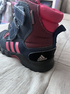 Adidas saapad (3 foto / 3)