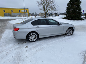 BMW 550i f10 (4 foto / 9)