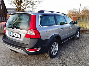 Volvo XC70 SUMMUM CROSS COUNTRY 2.4 D5 136kW, järelmaks! (5 foto / 15)
