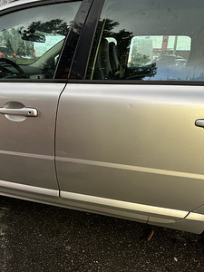 Volvo V70 2.4D 120kw 2008 a. (9 foto / 10)