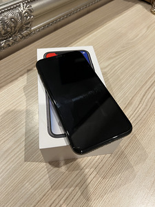 iPhone X 256 GB Black (1 foto / 6)