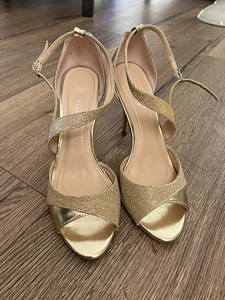Kuldsed kingad 40