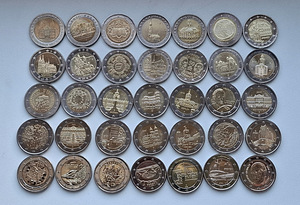 35 x 2 евро Германия UNC (1 фото из 2)