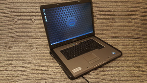 Dell Precision M90 (1 foto / 4)