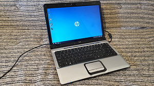 HP pavilion DV2000 (1 фото из 4)