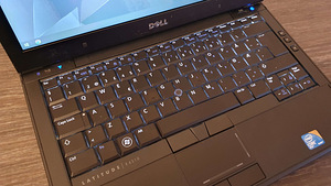 Dell Latitude E4310 (2 фото из 4)