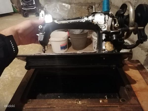 Ретро швейная машина (фото #6)