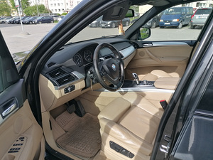 BMW X5 xDrive (5 foto / 14)