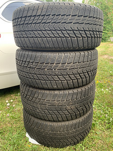 Nexen Winguard Ice Plus lamellrehvid 245/45R18 (2 foto / 3)