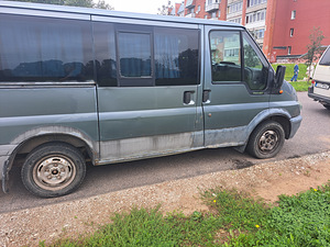 Ford Transit (4 фото из 4)