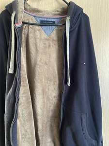 Tommy Hilfiger (2 фото из 4)