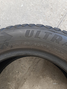 195/60 R15 Goodyear Ultra Grip Ice Artic (3 foto / 4)