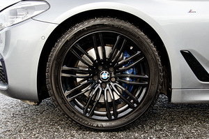 BMW 530 M-Sport Xdrive 3.0D (10 foto / 15)