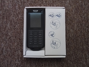 Telefon Nokia 800 Tough (3 foto / 5)