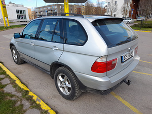 BMW X5. 3.0TDI.135KW. ÜV04.23 (4 foto / 9)
