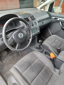 Vw Touran 2003a 1.9TDI. Üv 04.23 (3 foto / 7)