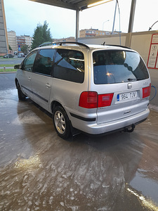 Seat Alhambra 2005.1.9TDI 85KW. ÜV 06.23 (2 foto / 7)
