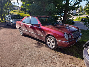 Mbenz 1999. 2.5D. 5 käiku. ÜV11.23 (1 foto / 10)