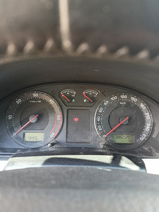 Skoda Superb 2002a. 1.9TDI. 96KW. ÜV 12.22. (6 foto / 9)