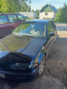 BMW 318i. 1.9bens.87kw.ÜV 05.23. (8 foto / 10)
