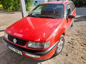 Vw Passat 1.8bens 66KW. UV 12.22 (8 foto / 9)