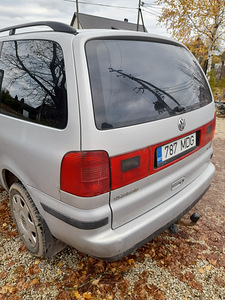 VW SHARAN 1.9 85kW. ÜV.07.23 (3 foto / 5)