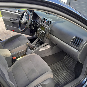 VW GOLF 2008 .1,9TDI. UV 04.25 (7 foto / 7)