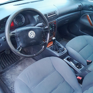 VW Passat 2005 1,9TDI. UV.09.25 (4 foto / 9)