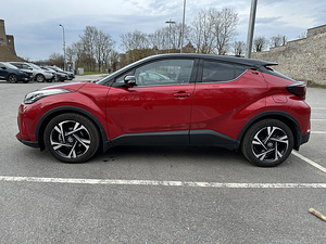 Toyota CHR (3 foto / 4)