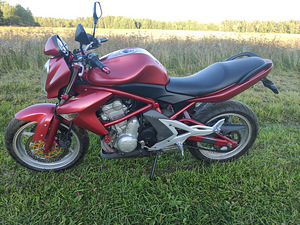 Kawasaki ER 6 N (1 foto / 7)