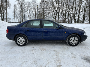 Audi A4 1.9 TDI (3 foto / 10)