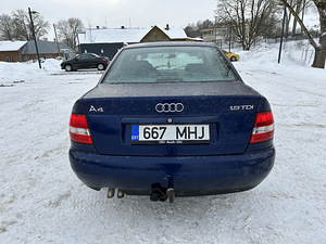 Audi A4 1.9 TDI (7 foto / 10)
