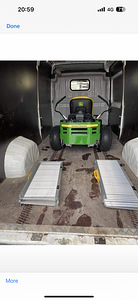 0-pöörderaadiusega murutraktor Z335E, John Deere (2 foto / 2)