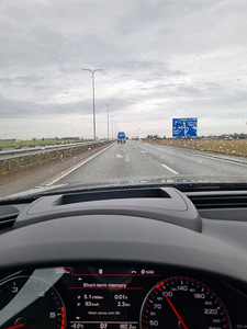 AUDI A6 C7 3.0TDI 150KW QUATTRO 2012a (8 foto / 10)