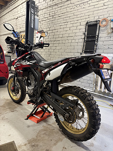 Honda CRF 250 Enduro Supermoto Dualsport (4 foto / 6)