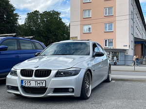 BMW E90 330XI (7 foto / 7)