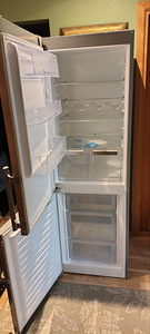 Холодильник ELECTROLUX (5 фото из 6)