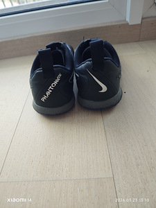 Laste jalgpallijalatsid Nike (2 foto / 3)